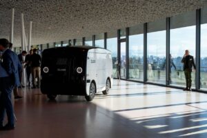 LOXO unveils the new standard in last-mile delivery