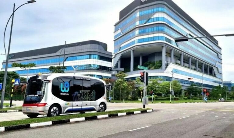 WeRide Secures Singapore Autonomous Driving Licenses