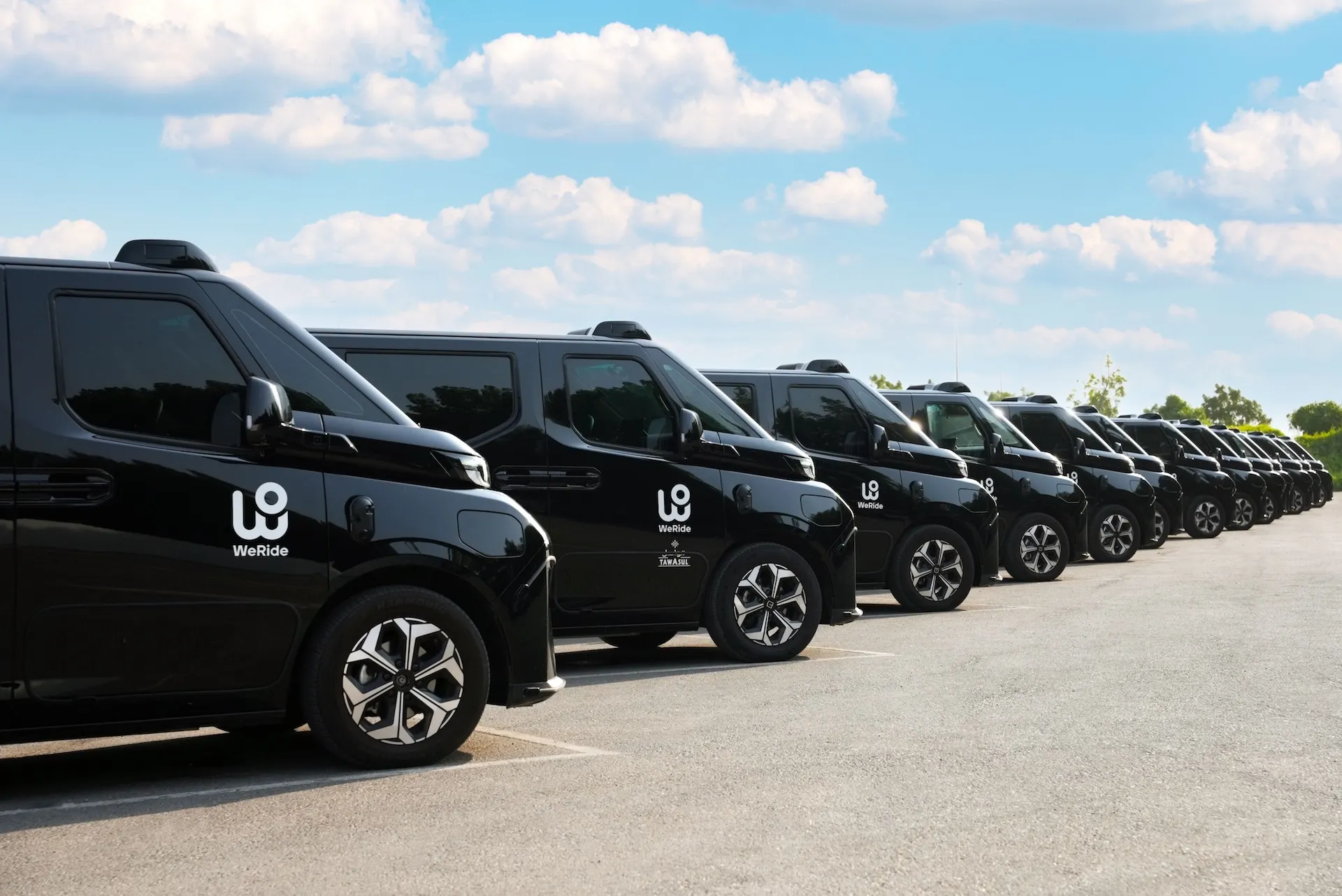 WeRide, Lenovo Plan 200,000 Robotaxis Globally Over Five Years